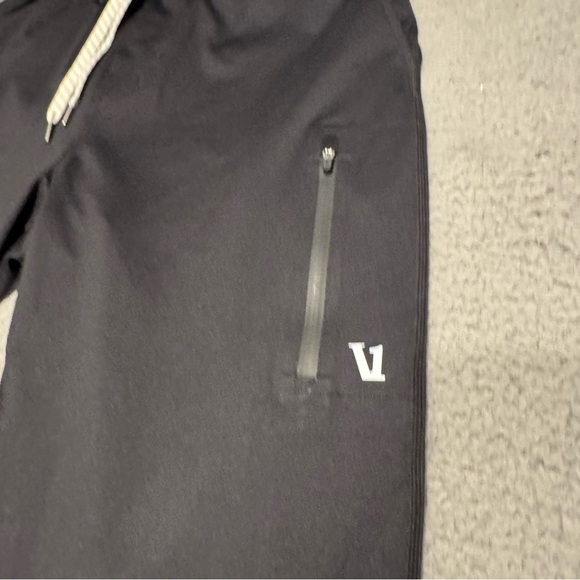 Vuori Men's Sunday Performance Jogger #V4020 Color Black Size Small - Picture 5 of 14
